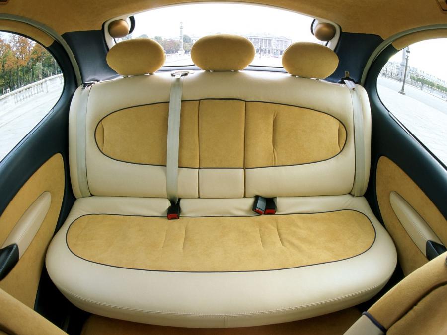  Citroen Berlingo Berline Bulle Concept 1996 года  (фото 13 из 13)